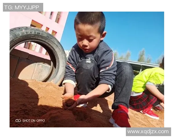 揭秘足球明星萨兰德的成长历程与职业生涯成就