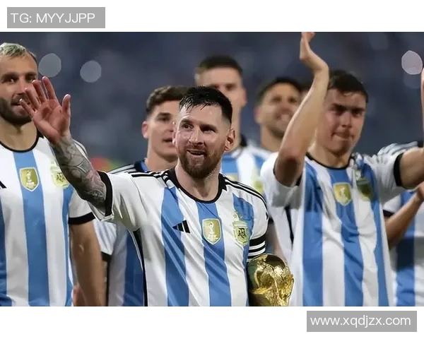 足球明星背后的故事与成就揭秘让我们一起走近他们的辉煌人生